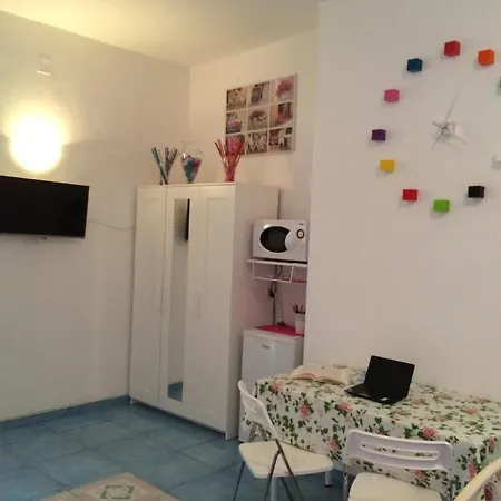 Le Ginestre Bed and Breakfast Ίσκια